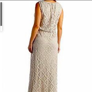 London Times 18W lace maxi